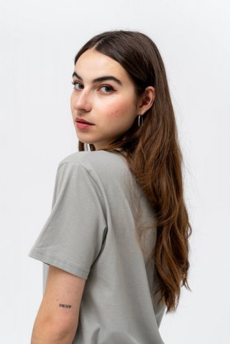 Nesahej mi na vlasy triko Nilmore x tenpocit béžové